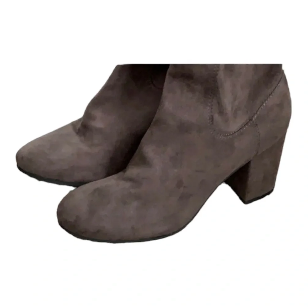 Treasure & Bond Over the Knee Faux Suede Brown Boots 3” Covered Heel 11